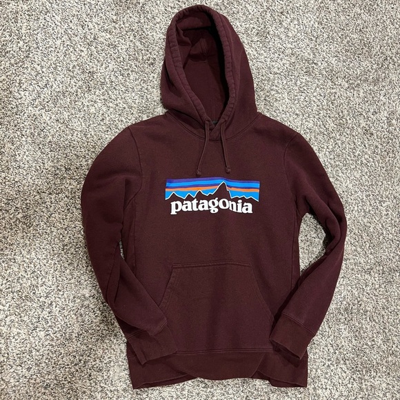 Men’s Patagonia P-6 Logo Uprisal Hoody maroon red color casual wear preowned - Picture 6 of 6